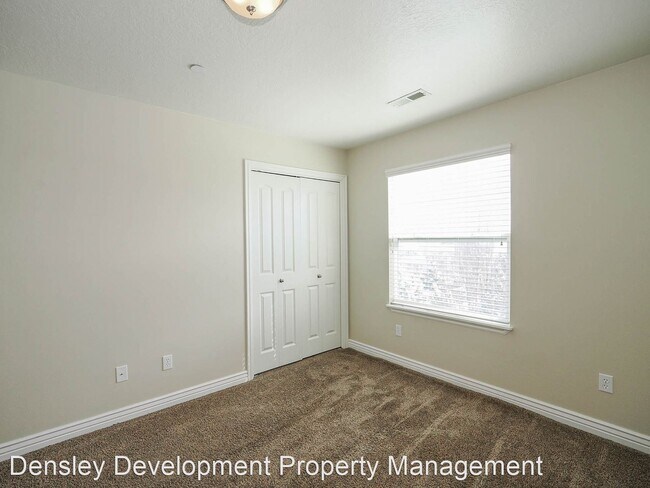 Building Photo - 3 br, 2 bath House - 5003 Calton Lane #110
