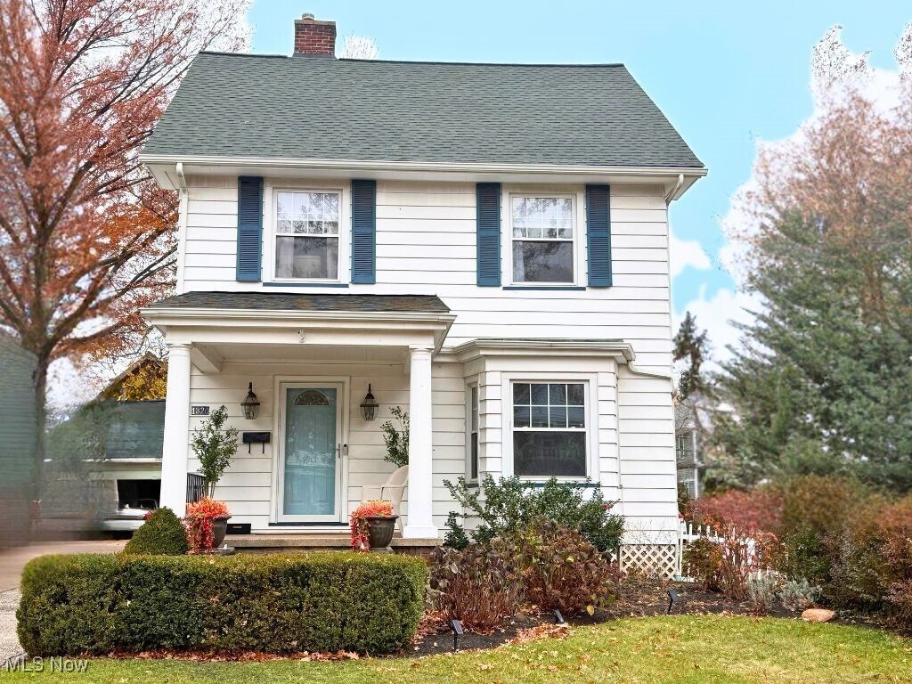 Foto principal - 1320 W 108th St