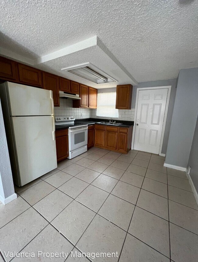 Foto del edificio - 2 br, 1 bath House - 5716 Golden Nugget Drive