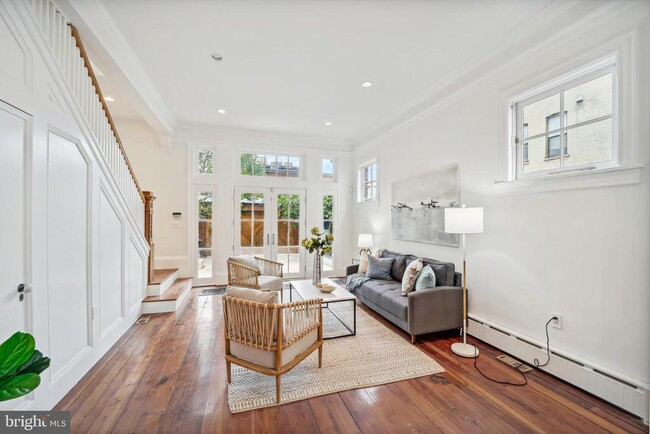 Foto del edificio - 937 N St NW