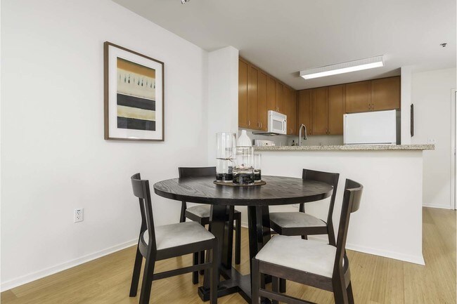 Foto del edificio - 821 Folsom St