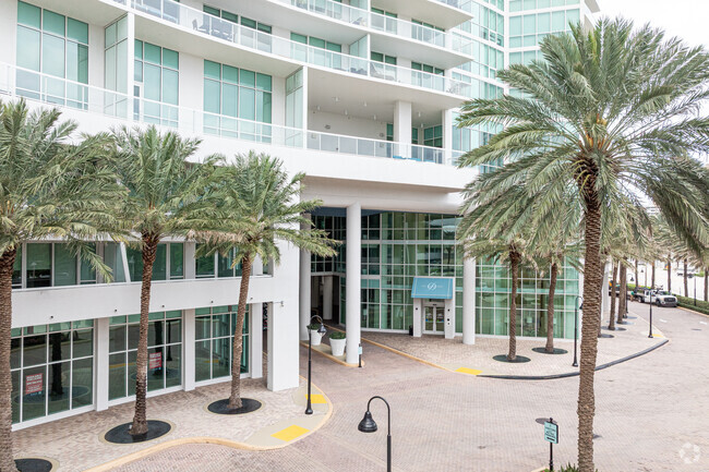 Entrance - The Plaza at Oceanside
