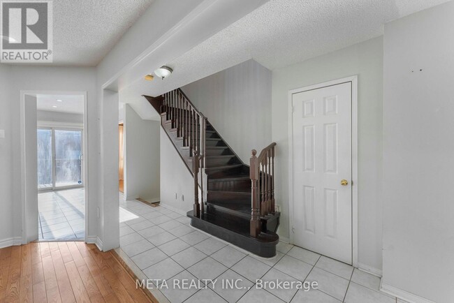 Photo du bâtiment - 1 Cameron Glen Blvd