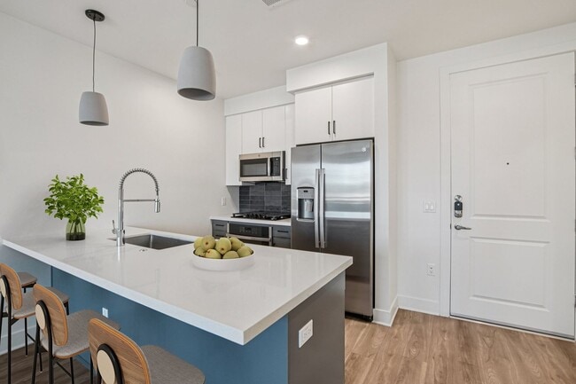 Interior Photo - Onyx Uptown PHX