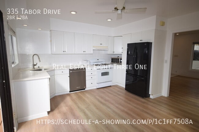 Photo - 335 Tabor Dr House