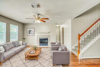 Building Photo - 9342 Bowmore Ct