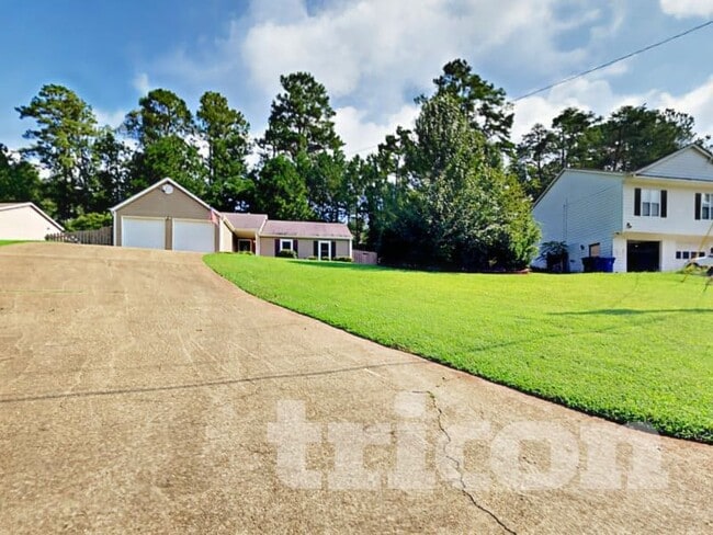 Building Photo - 811 Riverstone Ln