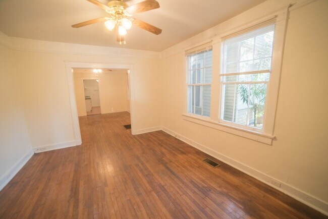 Foto del edificio - 2604 S Carrollton Ave