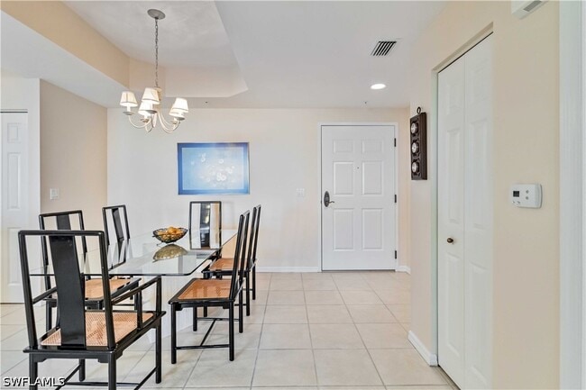 Foto del edificio - 1001 Arbor Lake Dr