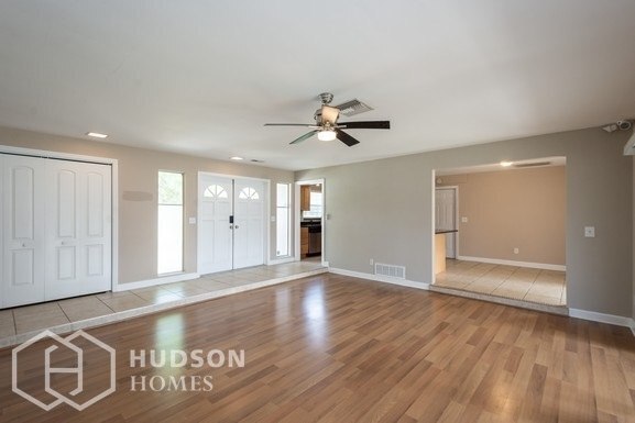 Building Photo - 3094 Vernon Terrace