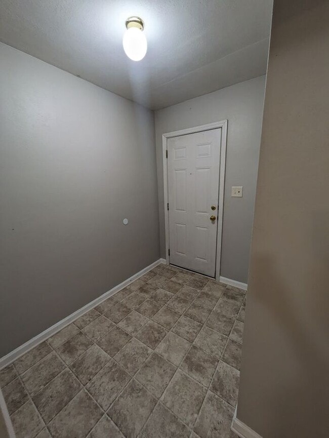 Photo - 2BD/1BA Unit in HIckory Townhome