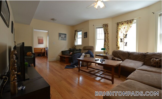 Foto del edificio - 74 Brooks St