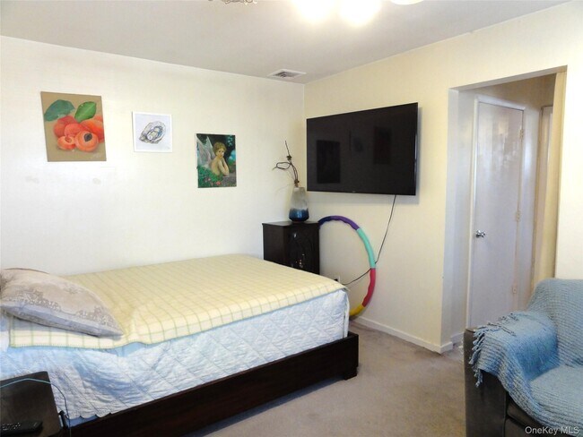 Foto del edificio - 902 S Lake Blvd