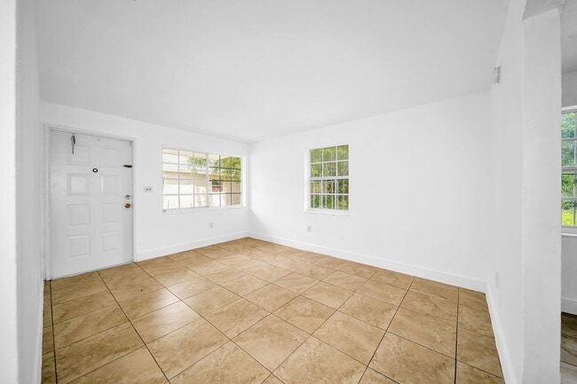 Building Photo - 2125 NW 91st St