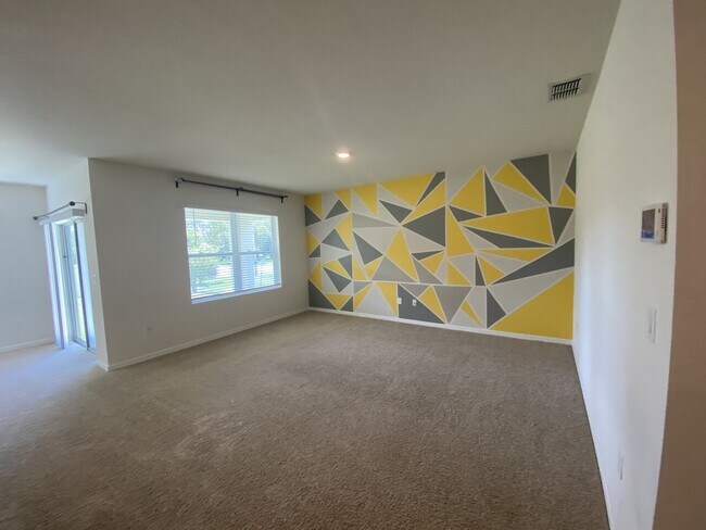 Building Photo - 362 Alexzander Way