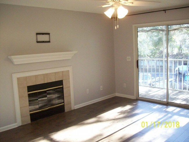 Building Photo - 700 Ironwood Dr