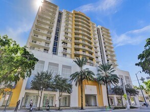 Building Photo - 900 SW 8th St