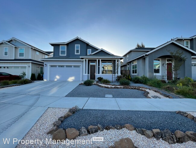 Building Photo - 3 br, 2.5 bath House - 2205 Peterson Lane
