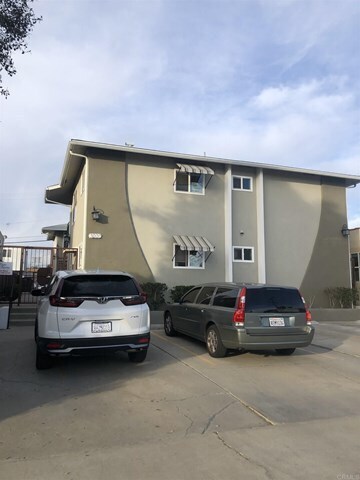Building Photo - 3222 Collier Ave