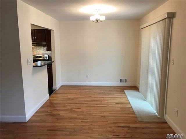 Building Photo - 20840 15th Dr