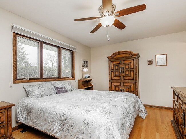Foto del edificio - 4050 Gilbert Ave