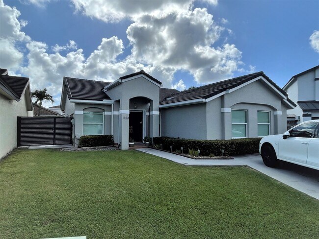 Building Photo - 1103 NW 133rd Ct