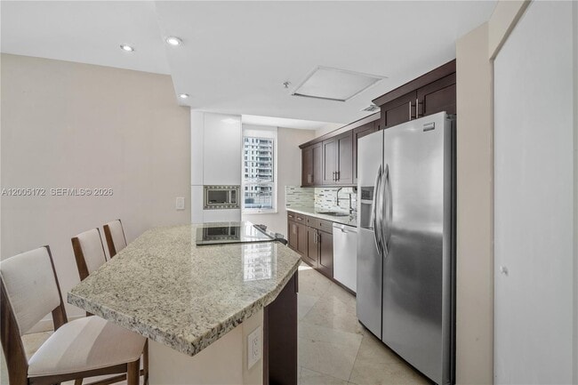 Building Photo - 701 Brickell Key Blvd