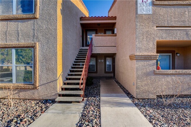 Building Photo - 1150 N Buffalo Dr