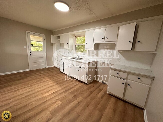 Foto del edificio - 2-bed 1-Bath House