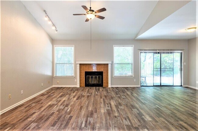 Foto del edificio - 1706 Prairie Hen Cove