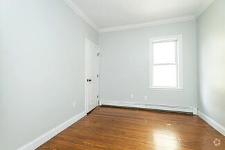 Building Photo - 14 Otis St