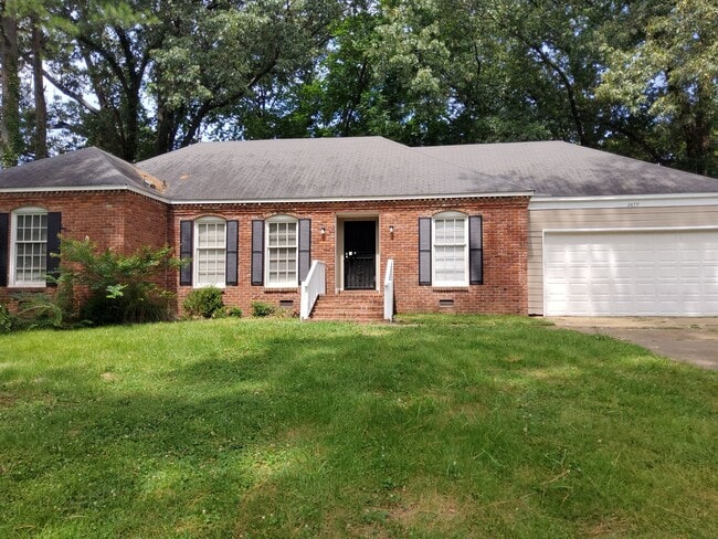Building Photo - 2879 Bannockburn Rd