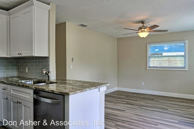 Building Photo - 3 br, 1 bath House - 13 S. Apollo Drive