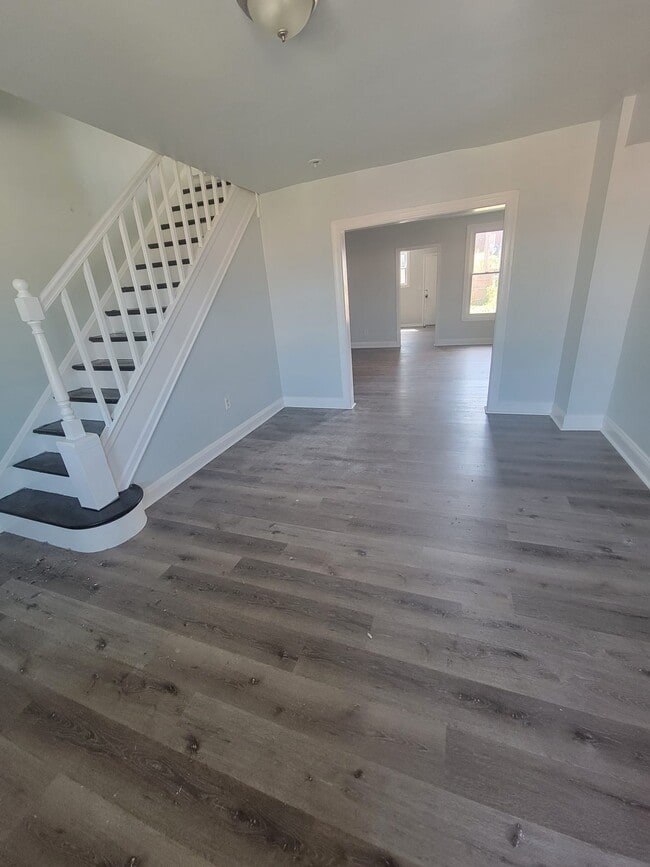Building Photo - 2008 Griffis Ave