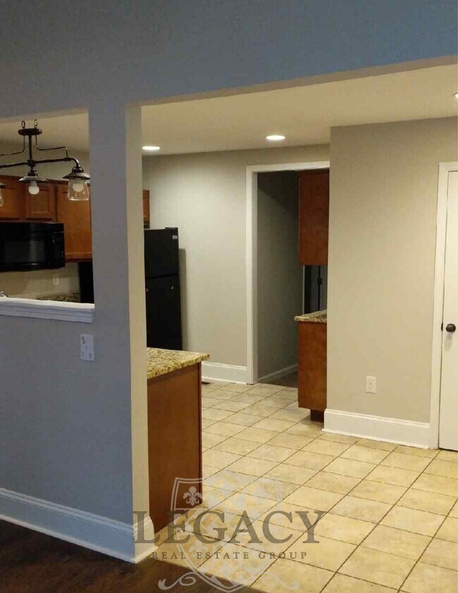 Foto del edificio - 1707 Evelyn Ave