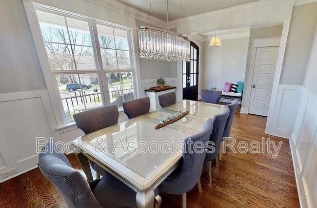 Building Photo - 3005 Avensburg Ct