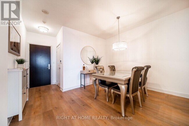 Building Photo - 60 Absolute Ave