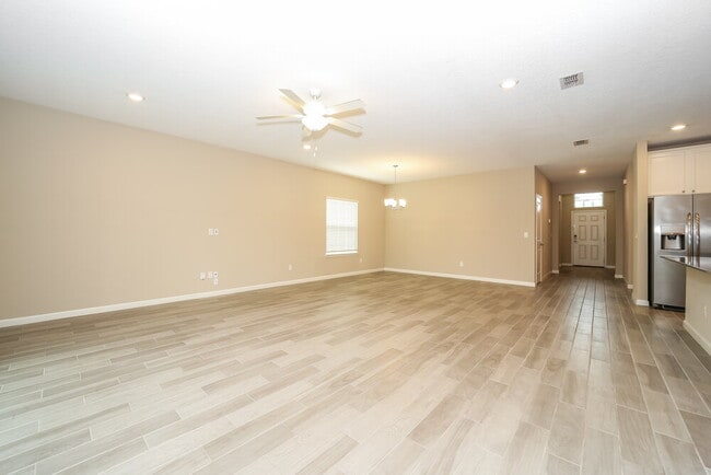 Building Photo - 7985 Thyme Trl
