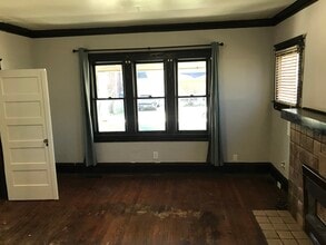 Building Photo - 1550 Lewis St