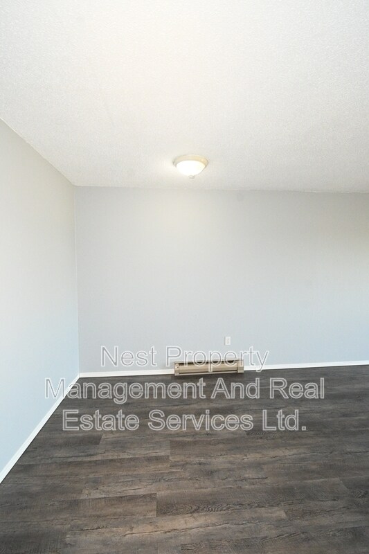 Building Photo - 4280 Quentin Ave