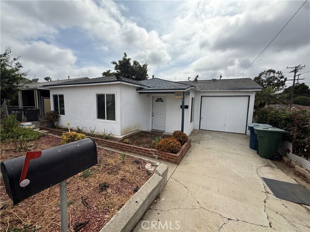 Foto del edificio - 18003 S Denker Ave