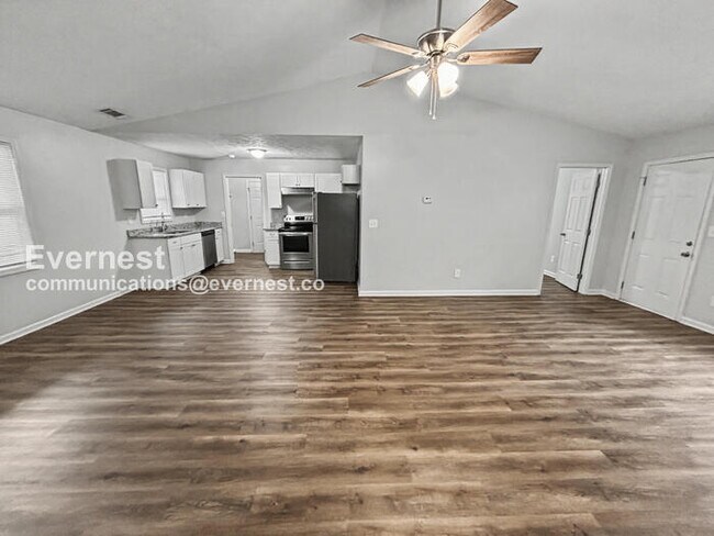 Foto del edificio - 505 Chestnut Ln