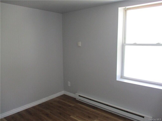 Foto del edificio - 41 Sunny Acres Rd