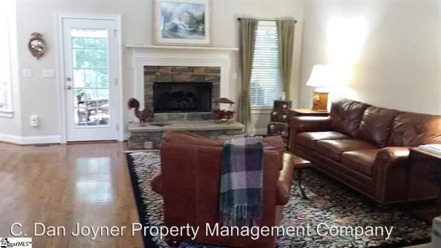 Foto del edificio - 4 br, 3.5 bath House - 120 Tinsley Court