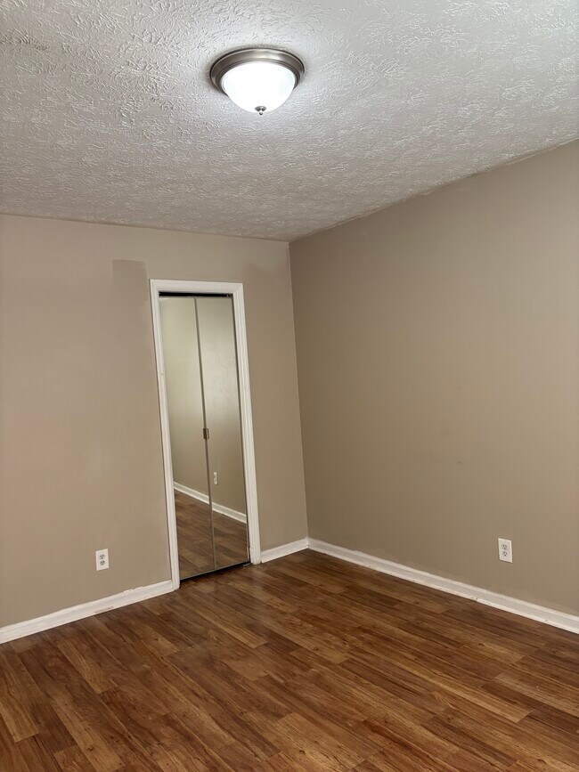 Foto del edificio - 1750 Wesley Way NW