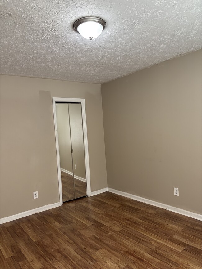 Building Photo - 1750 Wesley Way NW