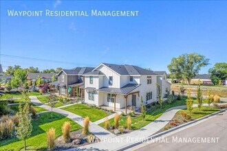 Building Photo - 1671 E Cutgrass Ln