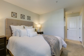 Callen apartments — community photo - Callen