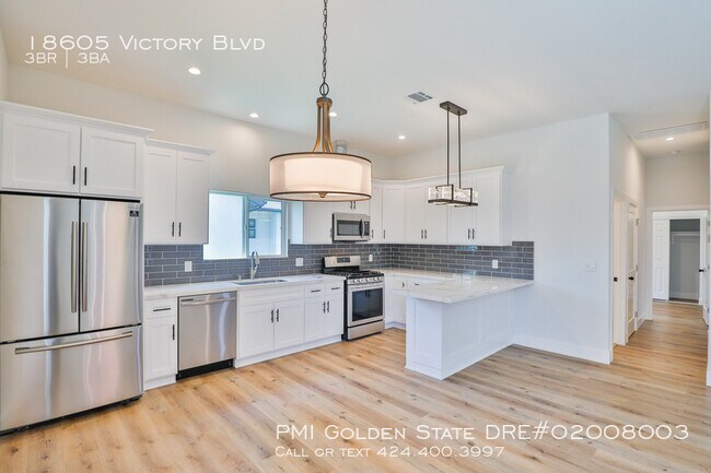 Building Photo - 18605 Victory Blvd