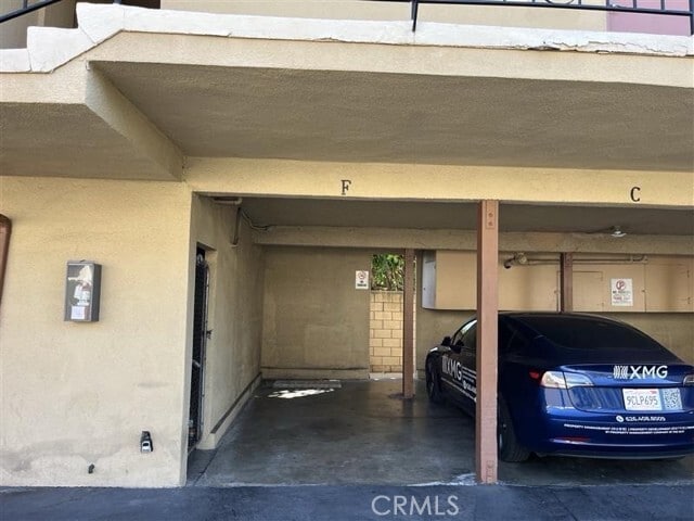 Building Photo - 837 S Sierra Vista Ave